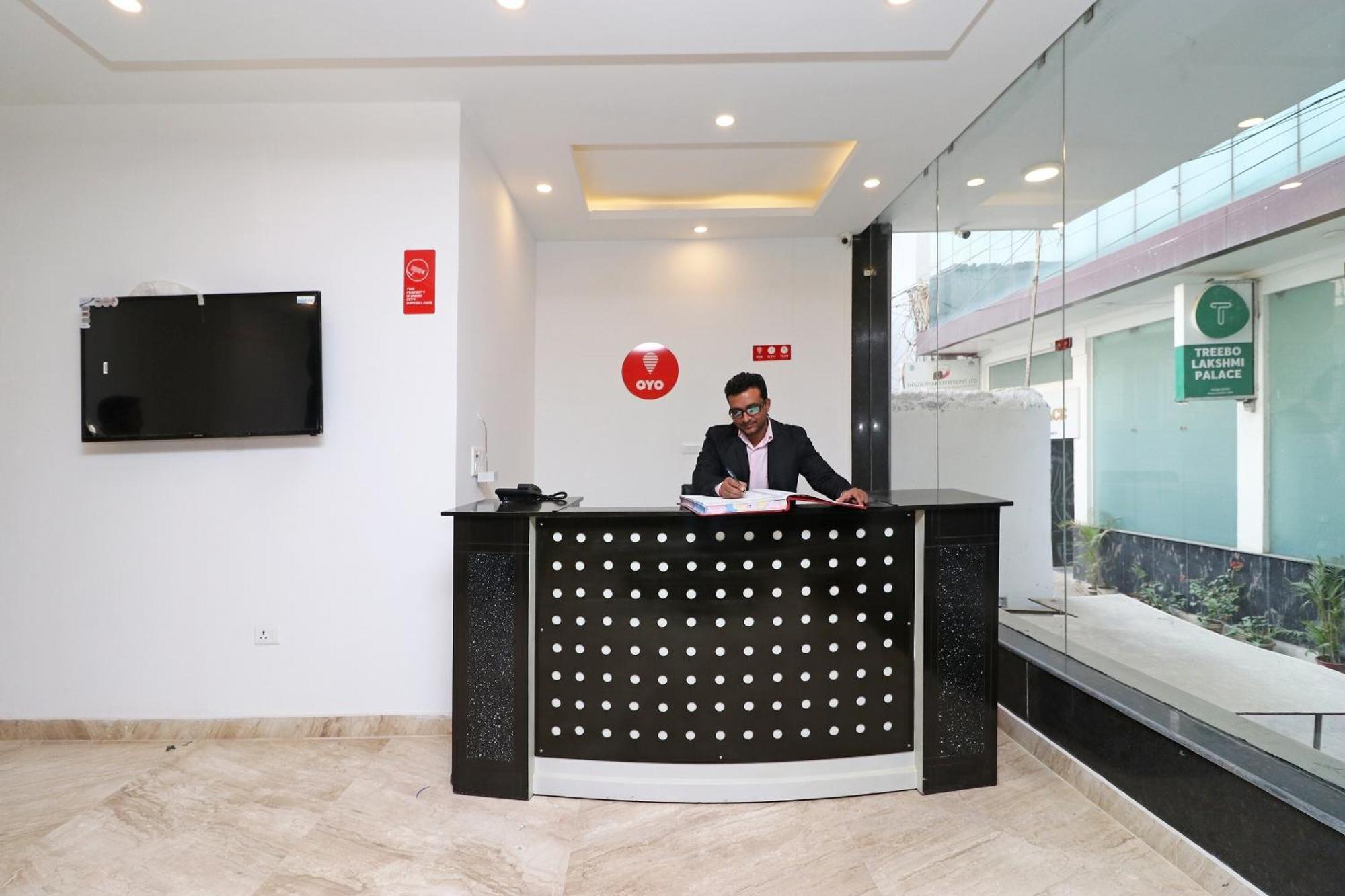 Hotel O Aamara New Delhi Eksteriør billede