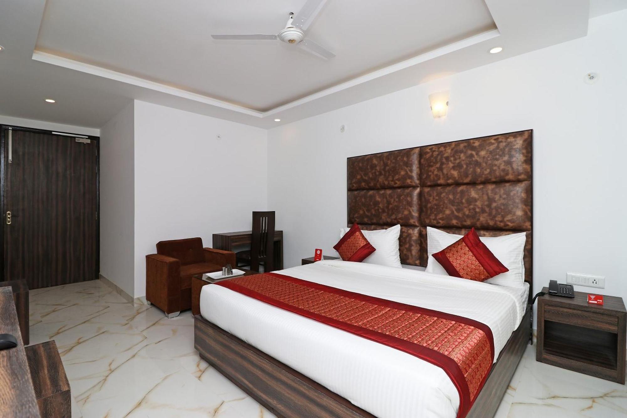 Hotel O Aamara New Delhi Eksteriør billede