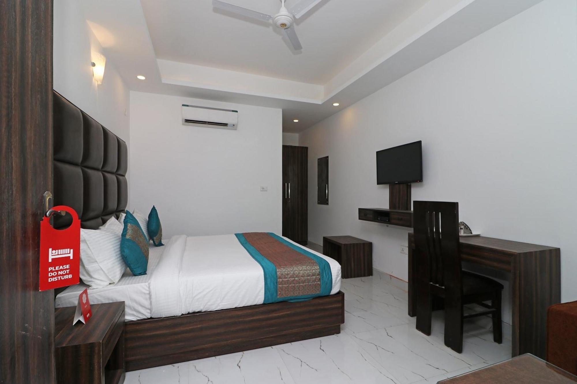 Hotel O Aamara New Delhi Eksteriør billede